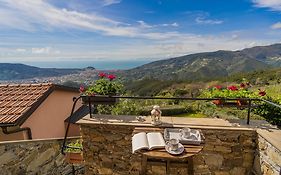 Casale In Vigna, Cinqueterrecoast